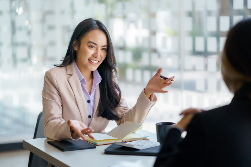 Mua bảo hiểm liên kết chung hay liên kết đơn vị tùy thuộc vào nhu cầu của khách hàng