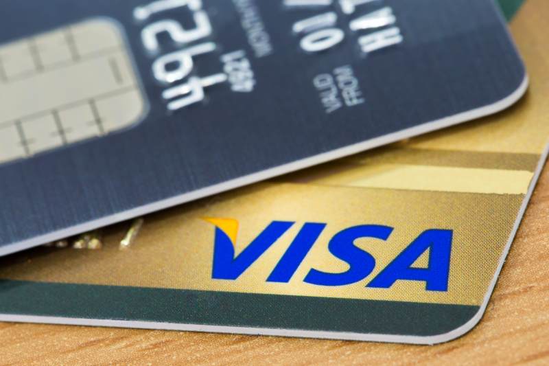 Thẻ ghi nợ quốc tế có phạm vi thanh toán trên toàn thế giới.